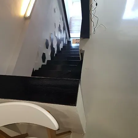 Modern City Ema Apartment *